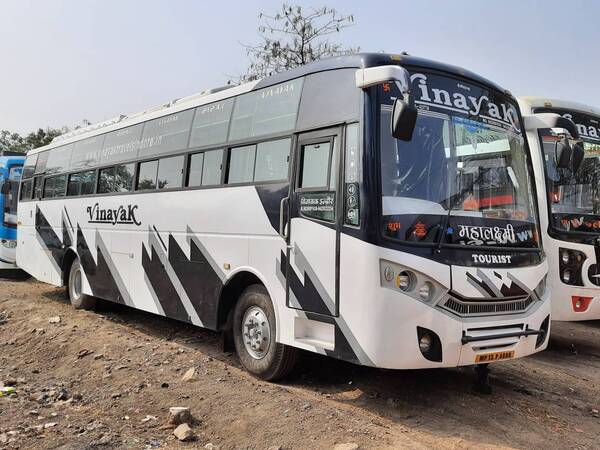 32 seater staff bus