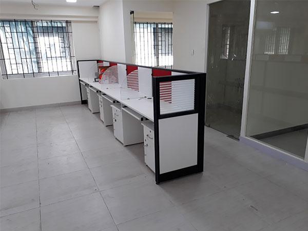 Office Furniture Showroom in C