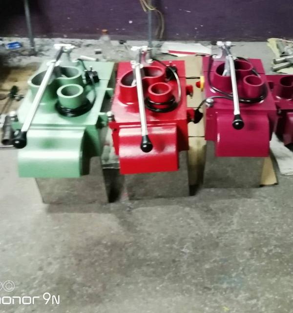 Onion cutter
MANUFACTURERS OF 