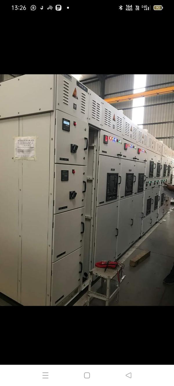 main power distribution panal