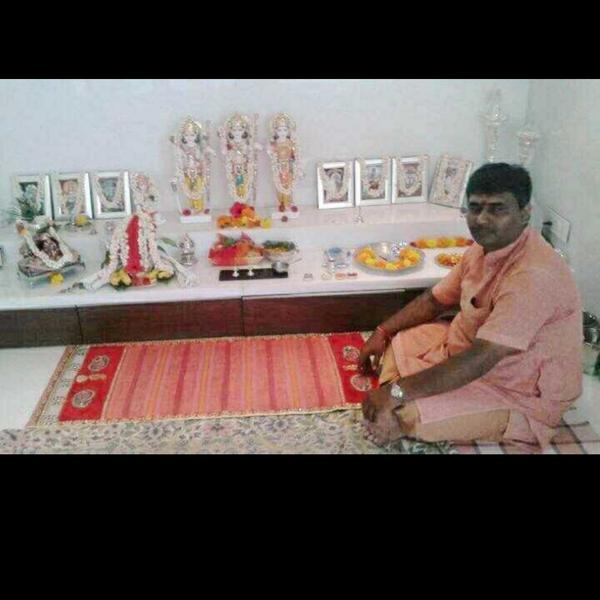 bihari pandit for devi jagran 