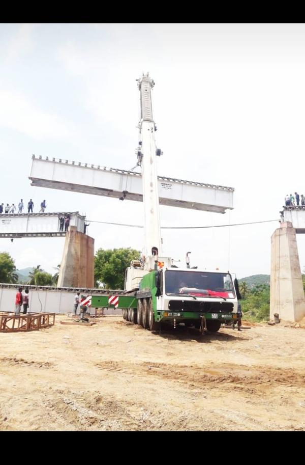 modern equipment crane hire ba