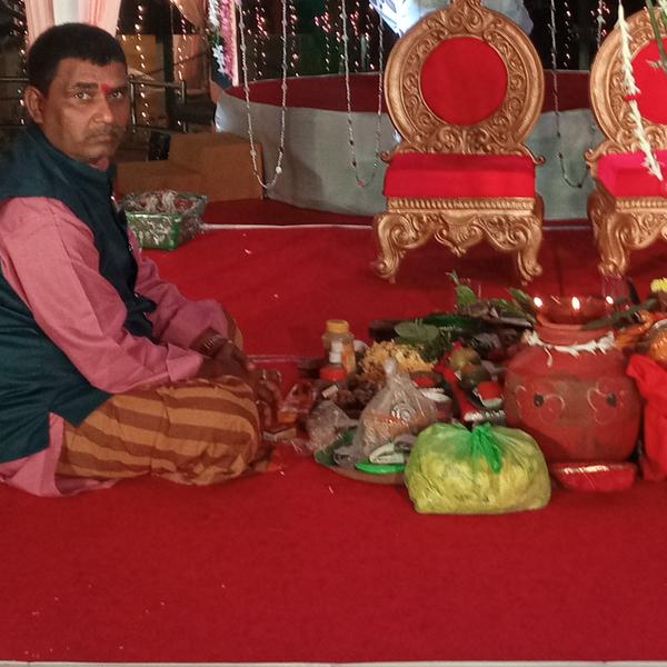 Bihari north indian pandit in 