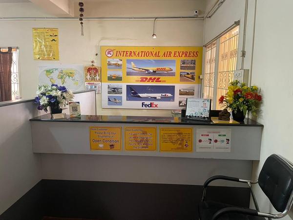 exolent courier companies