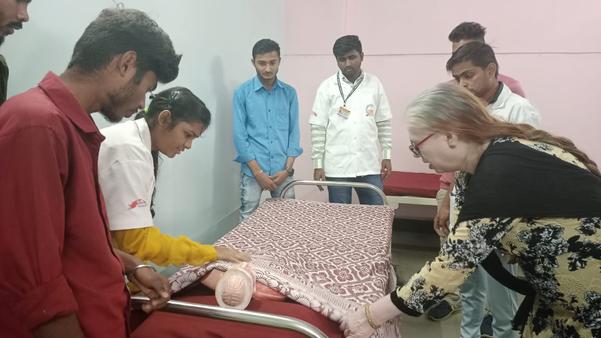 सार्थक पॅरामेडीकल कॉलेज.