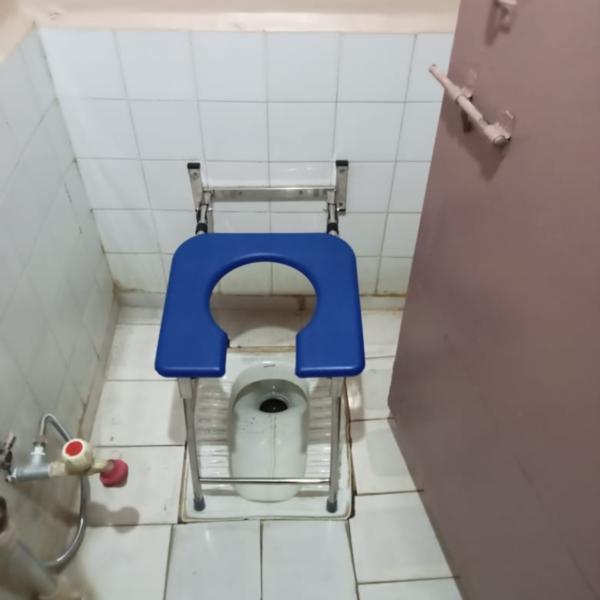 best commode resire dealer