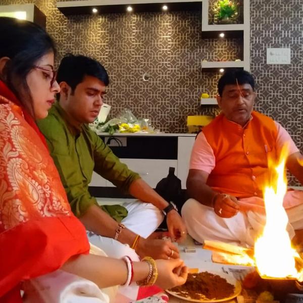 Bihari pandit for pooja
Naamka