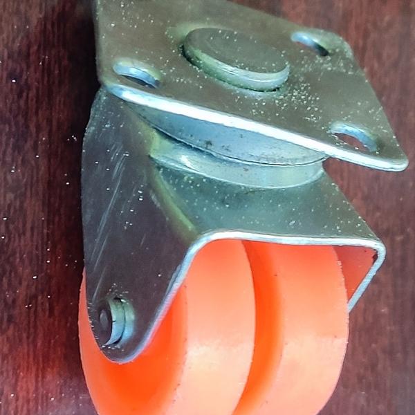 caster wheels available