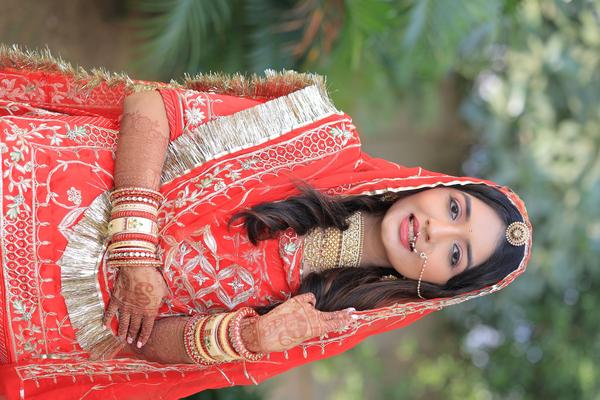 Get Your Grahshanti Makeup With us.


#P