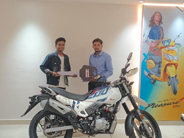 mr deekshith b s