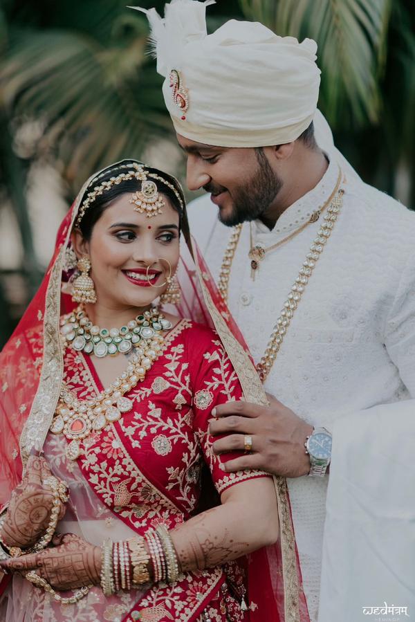 Get your Bridal Makeover With Us.


#Plu