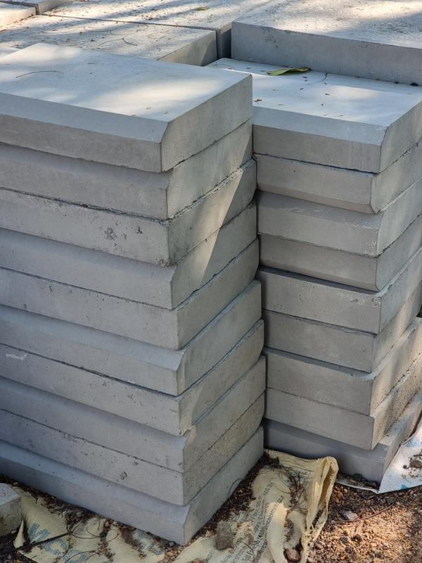 Flush kerb stone manufacturing in palakarai i IGLOO BUILDING MATERIALS