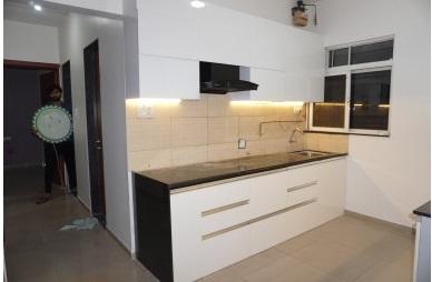 white tome modular kitchen des