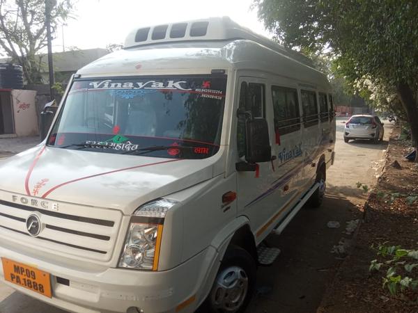 25 passengers non ac variants 