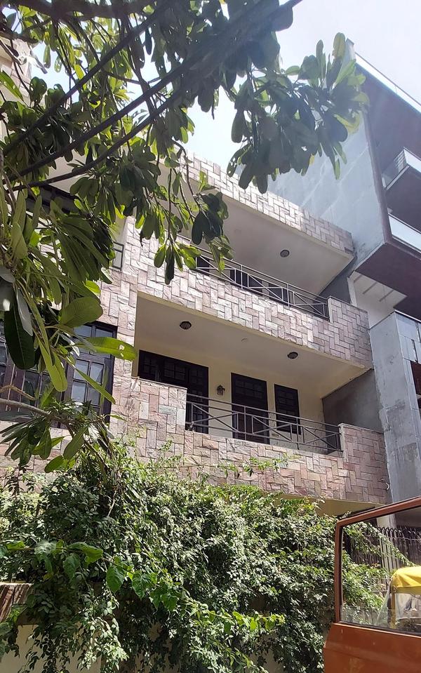 sukhchain marg dlf phase 1 gur