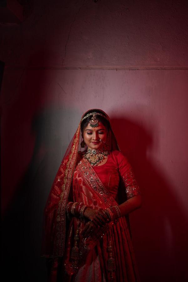 Bridal make up 

Go for natural look for