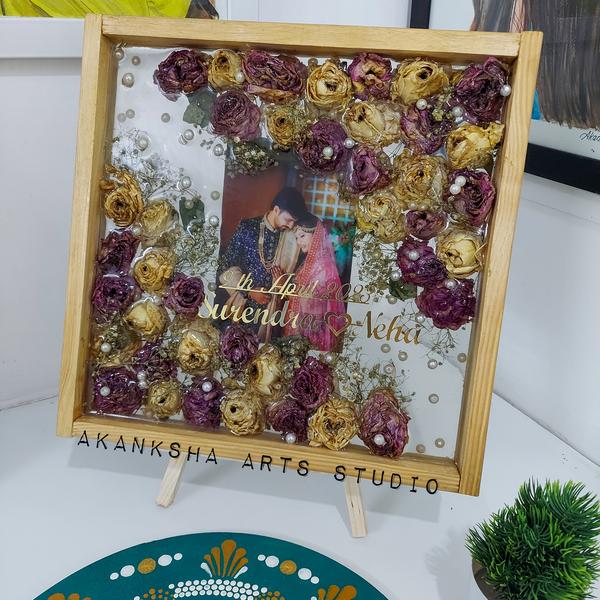 resin floating frame