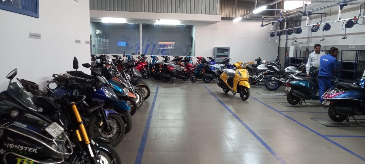 yamaha fzs bike