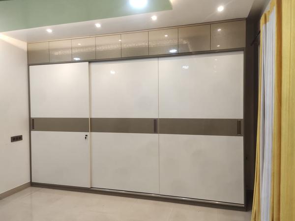 modular kitchen dealer