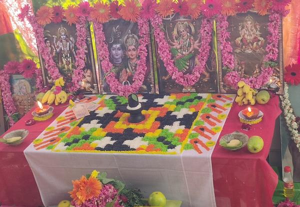 griha pravesh puja near me