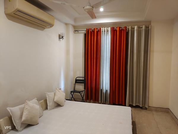24x7 security saket hotels