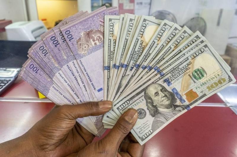 exchange currency for travel a