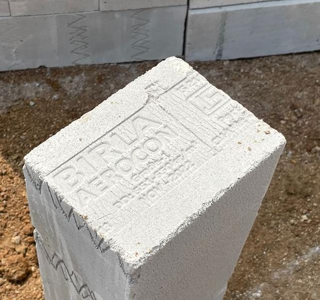 lightweight concrete blocks in