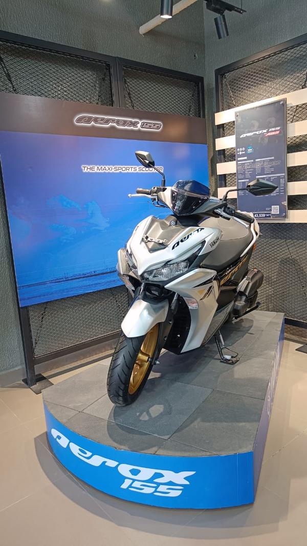 155cc blue core