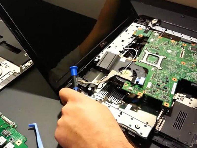 laptop repair centre