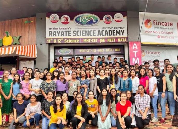 The Future of Learning: R