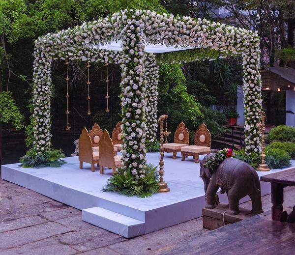 minimalist modern setup