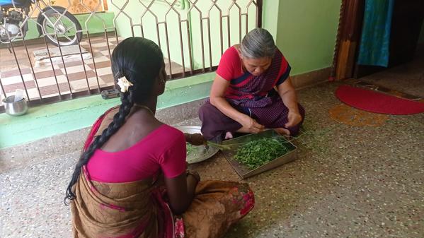 senior living home thiruverumb