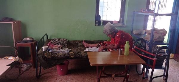 comfortable elderly care facil