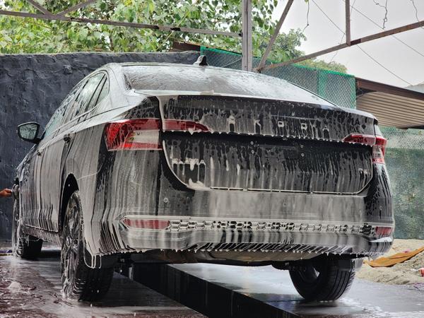 car rubbing polish