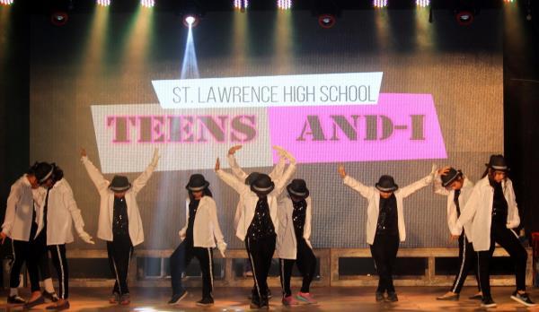 Locking n Popping Extrava