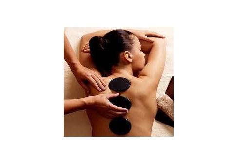 Hot Stone Massage
This massage therapy p