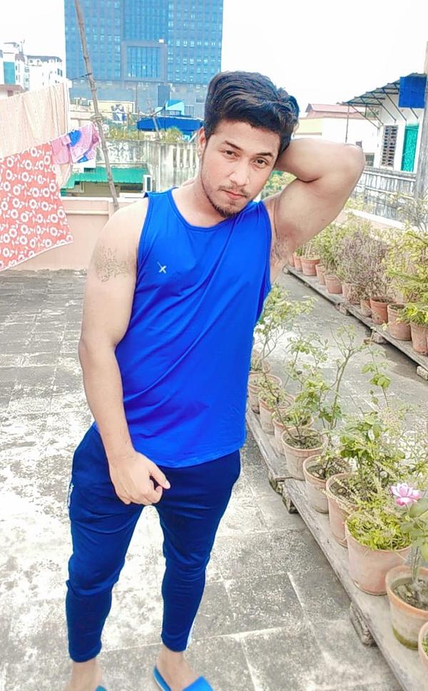 looking for bestale to male body massage