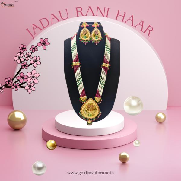 gorgeous gold jadau necklace