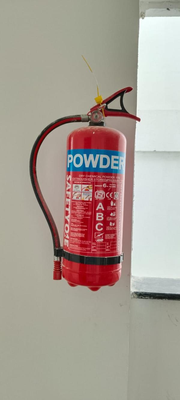 finding fire extinguisher