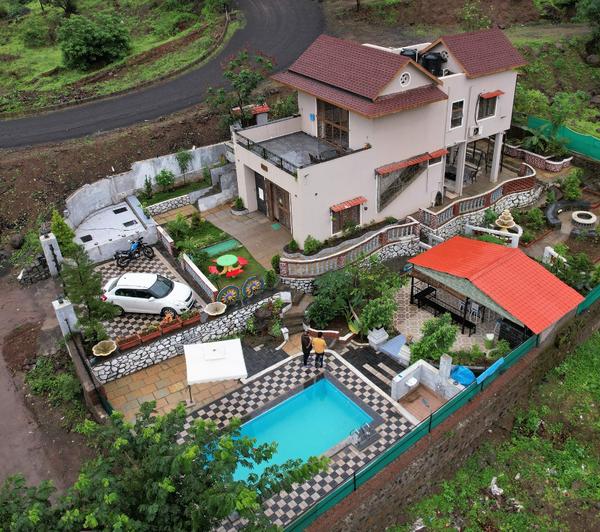 refreshing swimming pool