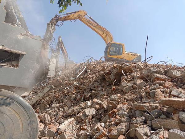 anna nagar shanti colony demol