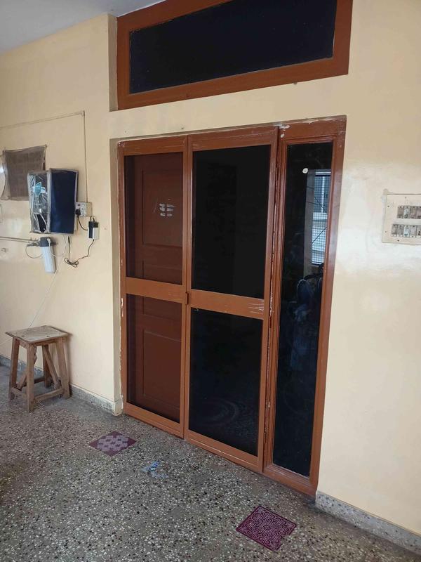 low priced upvc window mosquit