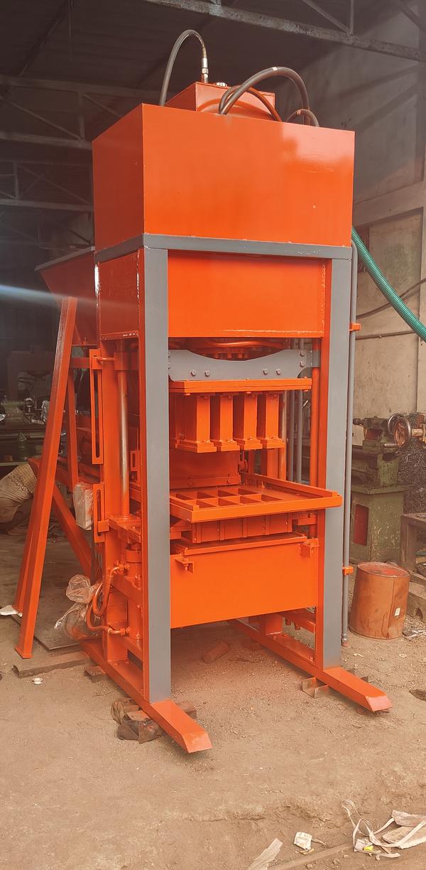de moulding machine