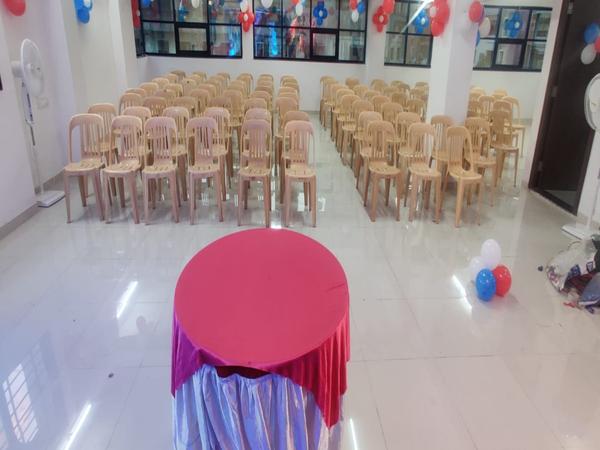 podium eventchairs