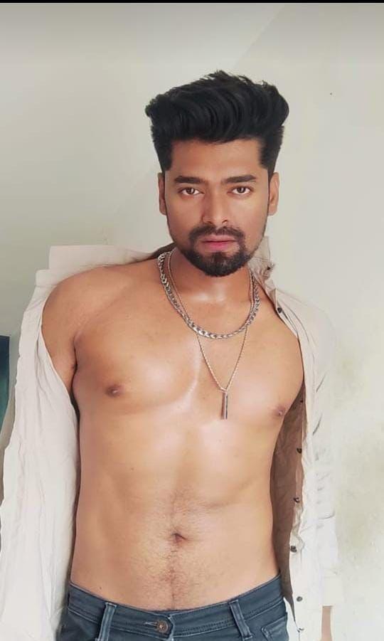 looking for best male massge centre , ye