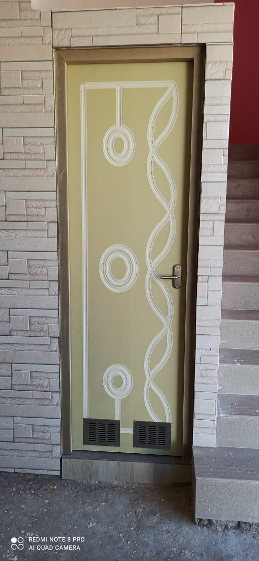 plastic wpc door