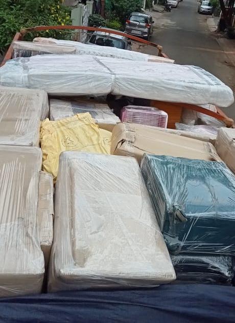 #house shifting
PACKERS AND MO