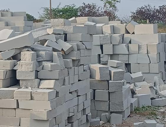 aac blocks debris
