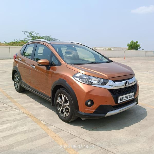 mahindra scripio available