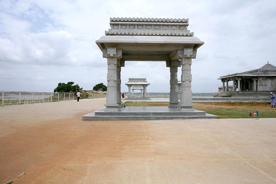 BEST  PHOTOGRAPHY SCHOOL 